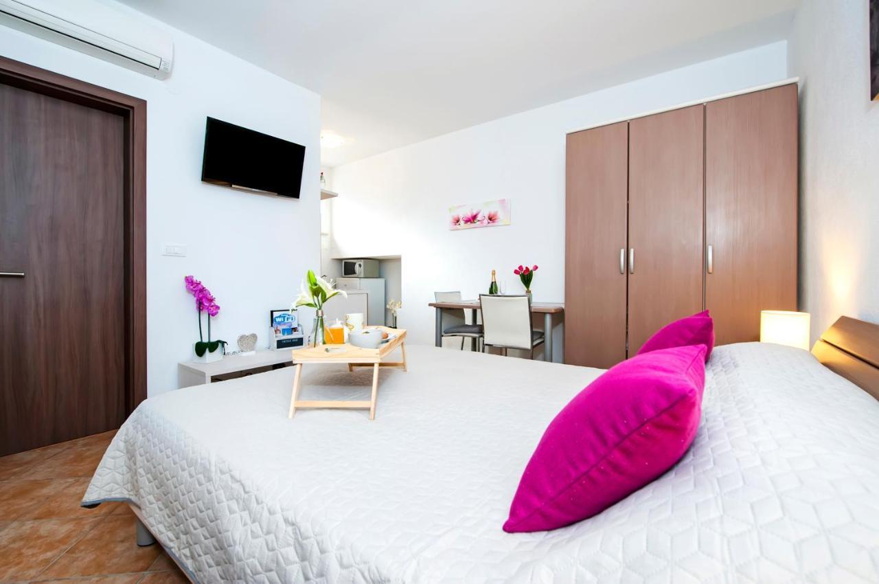 F&R Apartments Rovinj Extérieur photo
