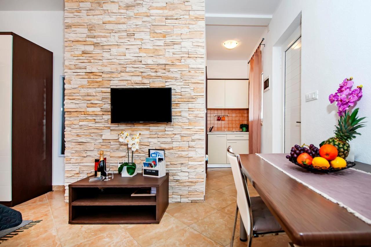 F&R Apartments Rovinj Extérieur photo